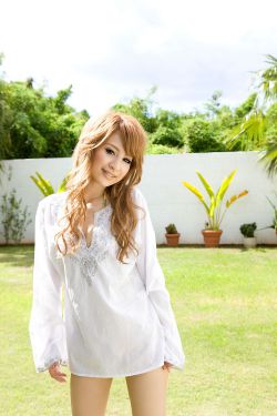 草莓直播免费观看视频