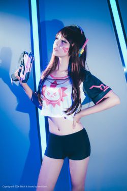 白丝老师娇荡吟喘上课视频